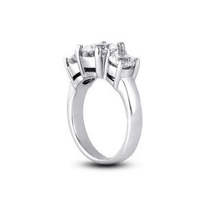 Anillo de compromiso clásico de oro de 18 k con diamantes naturales redondos E-SI1 de 5,98 quilates - Imagen 1 de 13