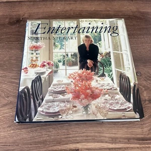 Entertaining By Martha Stewart Hardcover Book 1982 1998 W/Dust Jacket Vintage  - Picture 1 of 8