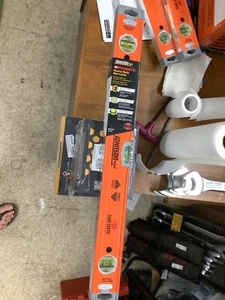 Johnson Level 24 In. Magnetic Heavy Duty Aluminum Box Level - Picture 1 of 1