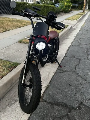 Bicycle - Image 1 of 4