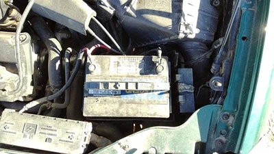 2000-2007 Ford Taurus Complete Battery Box Mount Tray With Hold Down Oem 3.0l - Image 1 of 4