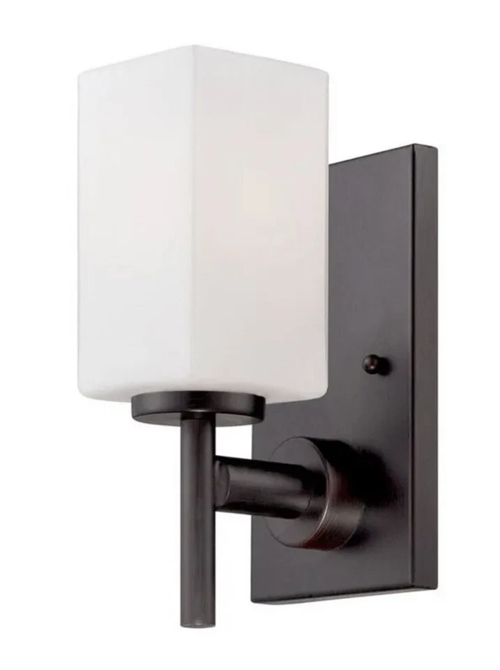 Aplique de pared Designers Fountain 6731-BBR-acabado en bronce Biscayne TOTALMENTE NUEVO Foto 1 de 1