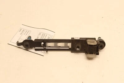 Cadillac Escalade 2007-2014 cinturón de seguridad delantero derecho altura holgura ajustador OEM Foto 1 de 4