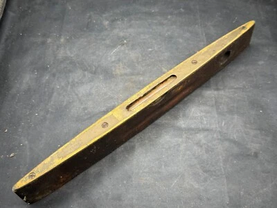 VINTAGE RABONE & SONS BRASS BOUND MAHOGANY SPIRIT LEVEL BIRMINGHAM ENGLAND - Image 1 of 4