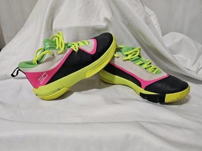 Zapatos de baloncesto Steph Curry Under Armour ICDATSC30 3ZER0 IV neón - 5 años Foto 1 de 4