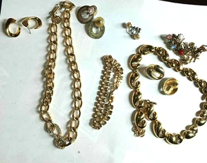 Variety Costume Jewelry , Vintage , Anne Klein 1 necklace,and 1 braclet. - Picture 1 of 7