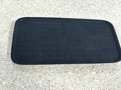 BMW M3 335 328 2008-2013 - Consola central trasera bandeja inserto de goma OEM Foto 1 de 4