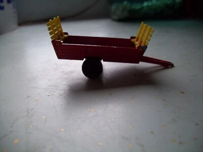 Majorette Hay旅行车红色和黄色 — 第 1/4 张图片