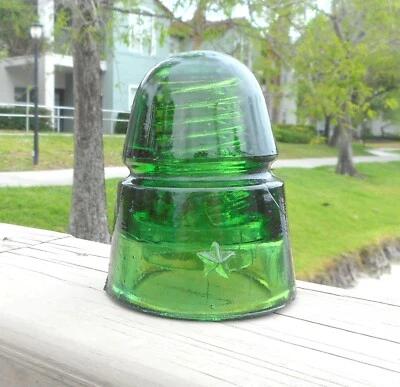 NICE OLIVE GREEN CD 145 STAR BEEHIVE STYLE GLASS INSULATOR (A) - Image 1 of 3