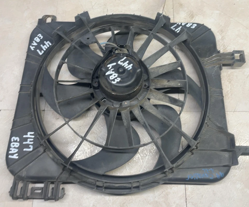 1995-04 CAVALIER SUNFIRE AC Electric Radiator Cooling Fan Motor Shroud Assembly Foto 1 de 4