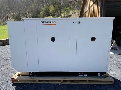 NUEVO GENERADOR 100KW Generac refrigerado por líquido RG10090GVAC. 3 fases.  120/208 voltios. Foto 1 de 4