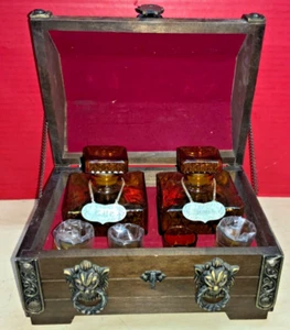 Vintage Treasure Chest Liquor Decanter Set Japan - Picture 1 of 15