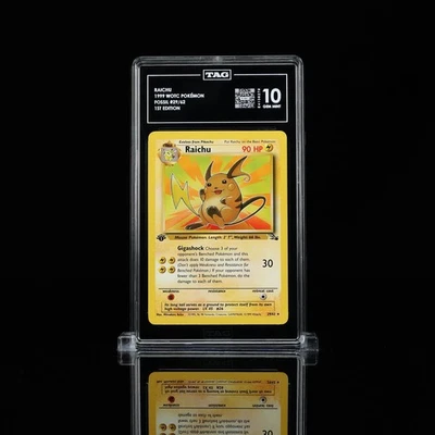 1st Edition Raichu 29/62 Fossil - Image 1 of 2