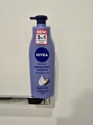 NIVEA Irresistibly Smooth Body Lotion 400ml| Nourishing |Hydrates & Softens Skin - image 1 of 2