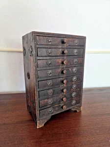 "Caja rústica de madera con acento de 13,5"" vintage de 13 cajones Pier 1 estilo 8 cajones World Market World Market" - Imagen 1 de 8