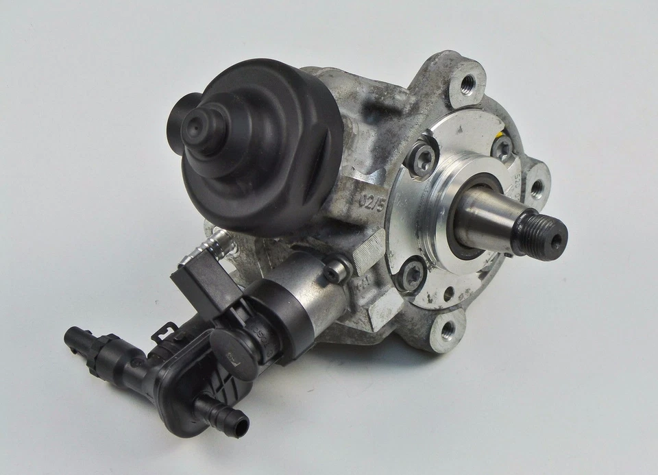 Audi A3 8P TT 8J A4 8K CFF CJC Hochdruckpumpe 2.0 TDI Dieselpumpe 03L130755 d - Image 1 of 1