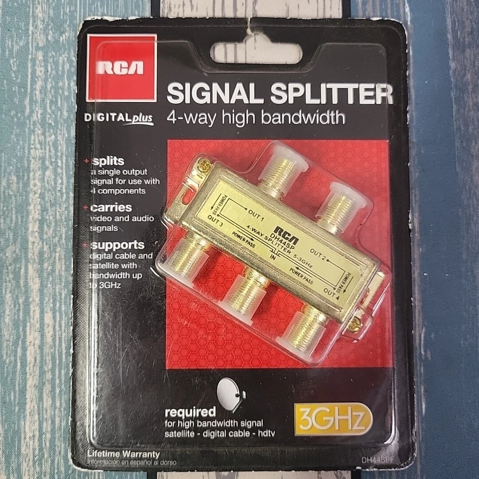 RCA DH44SPF Signal Splitter 4-way High Bandwidth, 3 GHz - SEALED in package VTG! - Image 1 of 4