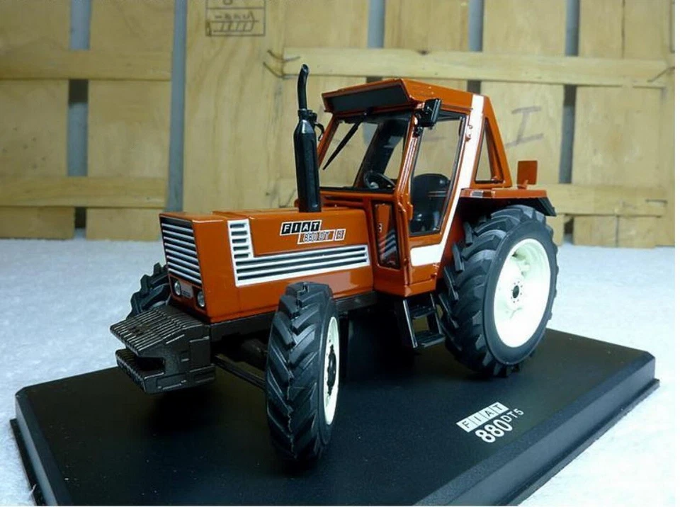 Replicagri 1/32 Scale FIAT 880 DT5 Tractor Diecast Model Toy Collection REP073 - Image 1 of 4