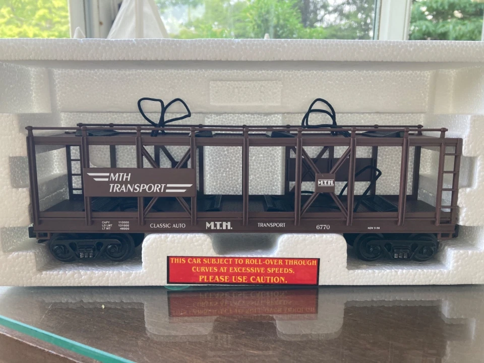2 Tier Automobile Transport, Carrier for 1/43 Scale & O Gauge Vehicles - Image 1 of 4