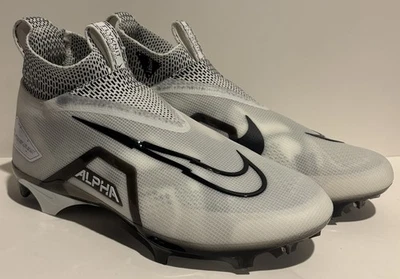 Chuteiras de futebol Nike Alpha Menace Elite 3 branco/preto tamanho 11 largura DH1350-100 - Imagem 1 de 4