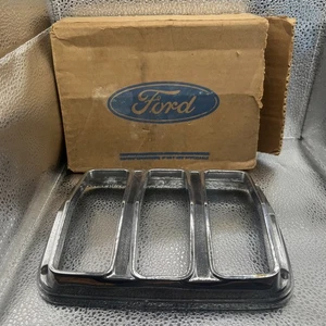 1964-1966 Ford Mustang Tail Light Bezel Genuine OEM Ford C4ZB-13449-B - Bild 1 von 6