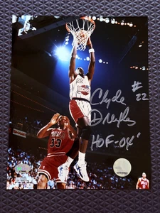 Clyde Drexler Signed Autograph 8x10 Photo "HOF 04" Houston Rockets PSA DNA - Picture 1 of 3