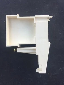 Eaton SH2483-4 Consumer Unit Blank - Picture 1 of 3