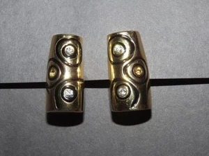 1980s CHUNKY GOLD TONE BLACK ENAMEL RHINESTONE EARRINGS CLIP-ON VINTAGE - Picture 1 of 2