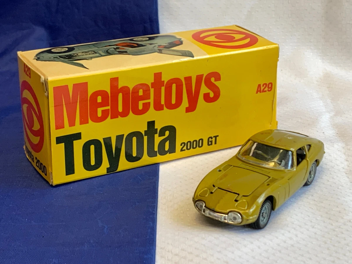 2000 Toyota 1:43 Scale Vintage Manufacture Diecast Cars, Trucks