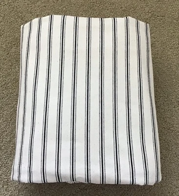 "Funda nórdica Ballard Designs Queen negra a rayas 90""x92"" excelente" Foto 1 de 4