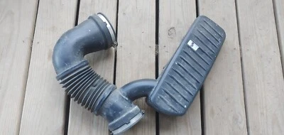 Manguera de admisión de aire Dodge Durango 2004-2008 4,7 L 5,7 L solo OEM 53032798AB Foto 1 de 4