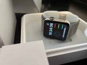Apple Watch 1. Generation MJ472FD/A 316L Edelstahl neuwertig