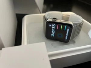 Apple Watch 1. Generation MJ472FD/A 316L Edelstahl neuwertig - Bild 1 von 6