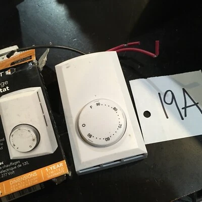 Cadet T522-W Bimetal DP Thermostat White 22A - Image 1 of 2