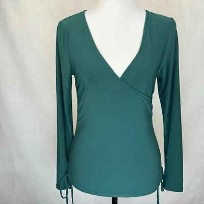 Meraki Top Sz M Green V-Neck Adjustable Ruched Sides Long Sleeve - Image 1 of 4