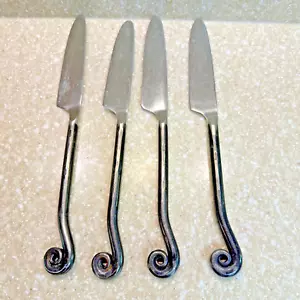 (4) Pottery Barn Fiddlehead PBN17 Edelstahl Tafelmesser Besteck 9 1/4" - Bild 1 von 7