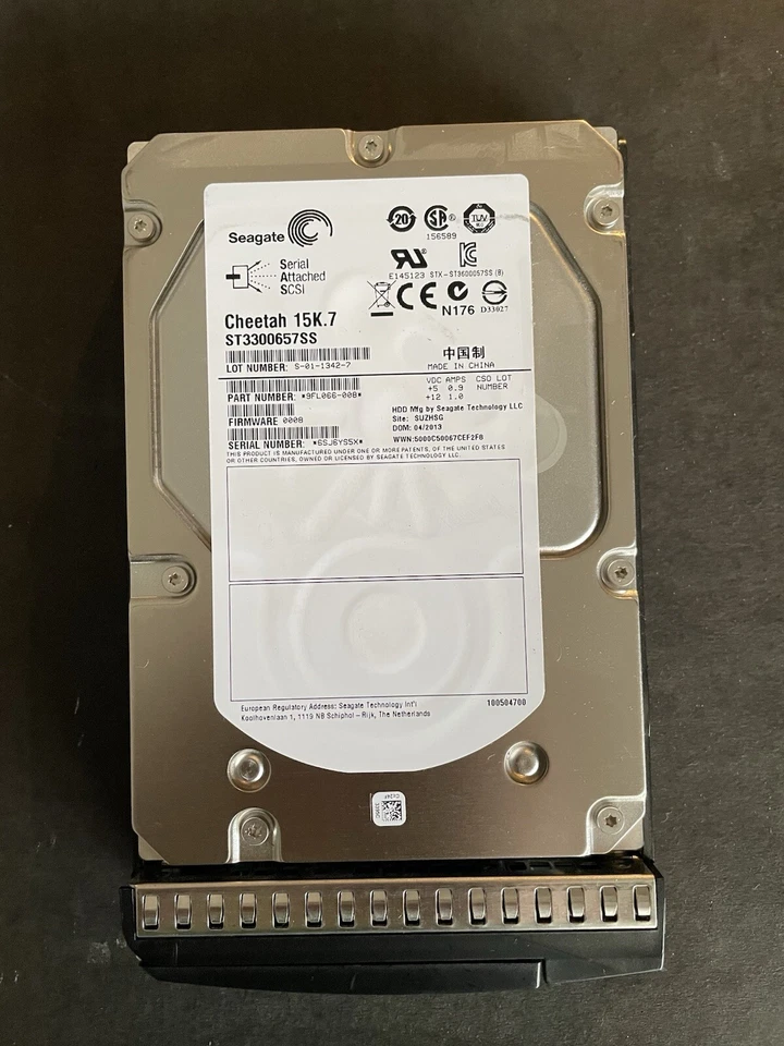 Hard Disk Seagate ST3300657SS - 300 GB SAS - Modello Cheetah 15K.7 Drive Server - Immagine 1 di 4