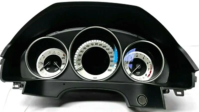 Cuadro de instrumentos velocímetro Mercedes Benz E350 2016 2129002729 usado Foto 1 de 4