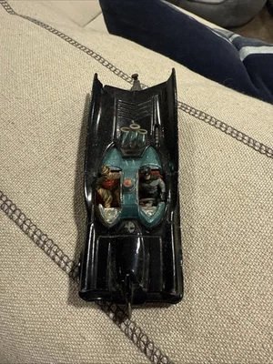 RARE VTG CORGI BATMOBILE WITH ROBIN & BATMAN FIGURES - ACCEPTABLE CONDITION - Image 1 of 4