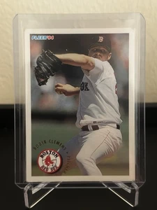 1993 Fleer Roger Clemens #26 Boston Red Sox Baseball Card - Picture 1 of 2