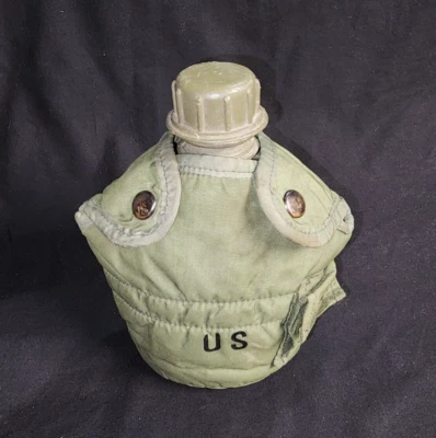 1QT Canteen & Cover Pouch LC2 1 Quart OD Green with 2 Clips SET US Military - Image 1 of 4