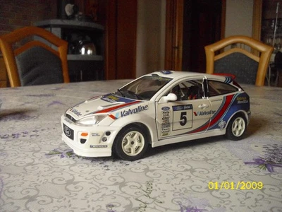 FORD FOCUS 1/18 WRC Burago - Bild 1 von 4