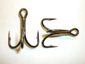 (25) VMC 4X OSHAUGHNESSY TREBLE HOOKS (SIZE 3/0) BLACK (9626BN) BULK 9626 BN  - Picture 1 of 4