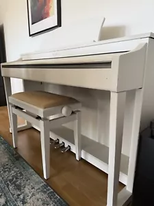 Kawai E-Piano CN33 weiß mit Hocker, kaum benutzt - Bild 1 von 6