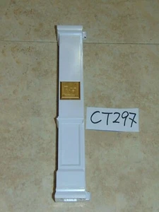 NUEVA PIEZA DE REPUESTO PARA CASA DE MUÑECAS RAINBOW HIGH SE ADAPTA A COLUMNA DE PILAR BARBIE CON ORO - Imagen 1 de 1