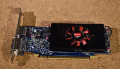 Dell AMD Radeon HD 7570 1GB GDDR5 High Profile DVI DP Video Card NJ0D3 9M4KG - Image 1 of 4