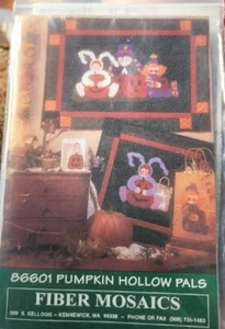 Fiber Mosaics PUMPKIN HOLLOW PALS #86601 Halloween Patch Kids Wall Quilt Pattern - Picture 1 of 8