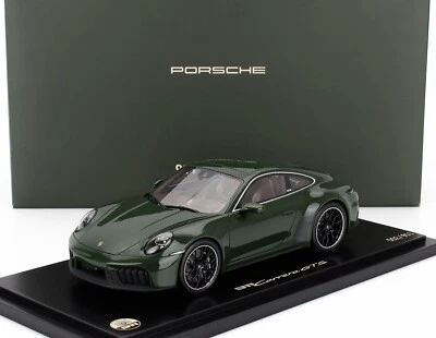 Spark-Model 1/18 Porsche 911 992-2 Carrera GTS Coupe 2024 Green WAP0212140SPIB - Image 1 of 4