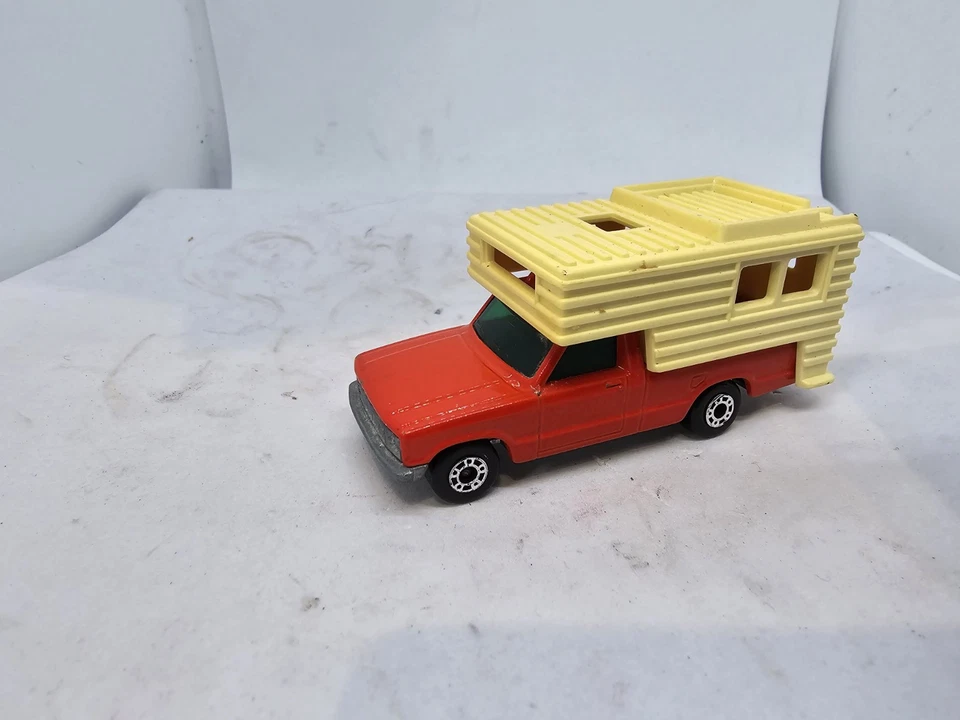 MATCHBOX SUPERFAST 1-75 СЕРИЯ НОМЕР 38 ФУРГОН ДЛЯ КЕМПИНГА FORD КРАСНЫЙ - Изображение 1 из 4