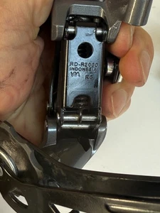 Shimano Claris FRONT & REAR Derailleur RD-R2000 Medium Cage 8 Speed FD-R2000 - Picture 1 of 4